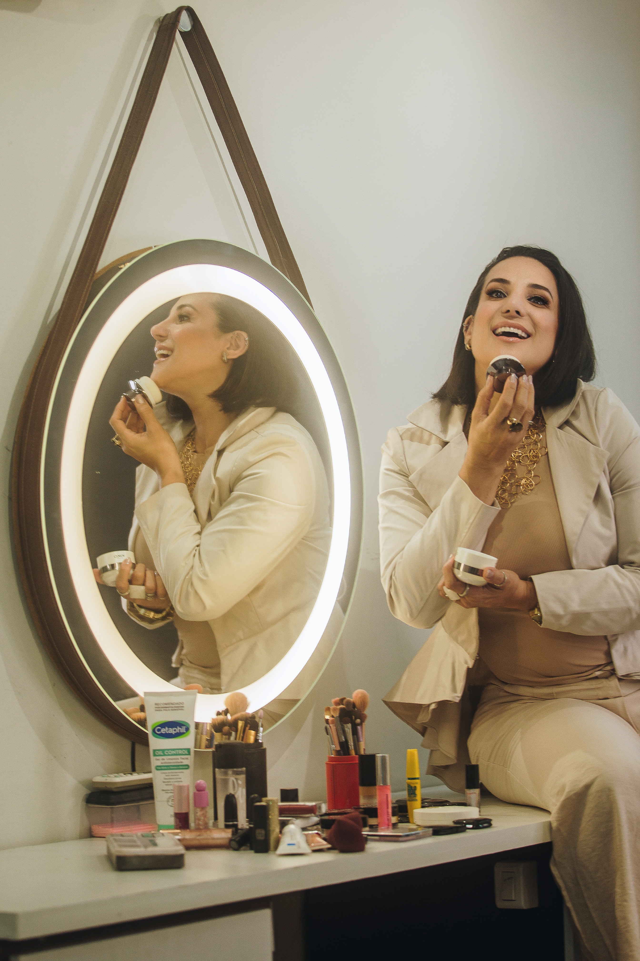 Juliana Baesso no salão de beleza